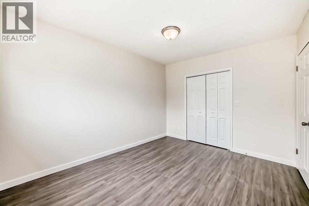 2918 Doverville Crescent SE - 20