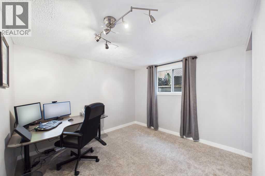 119 Ferncliff Crescent SE — photo 18