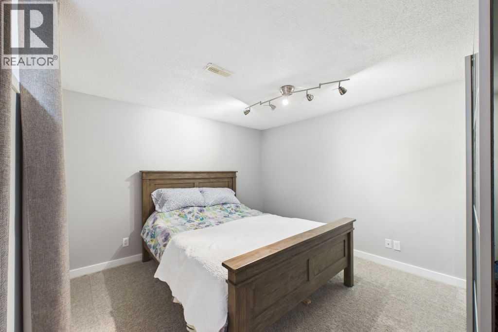 119 Ferncliff Crescent SE — photo 21