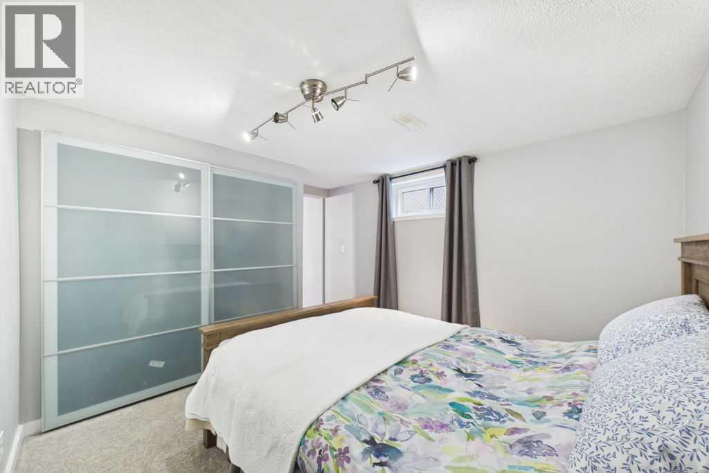 119 Ferncliff Crescent SE — photo 23
