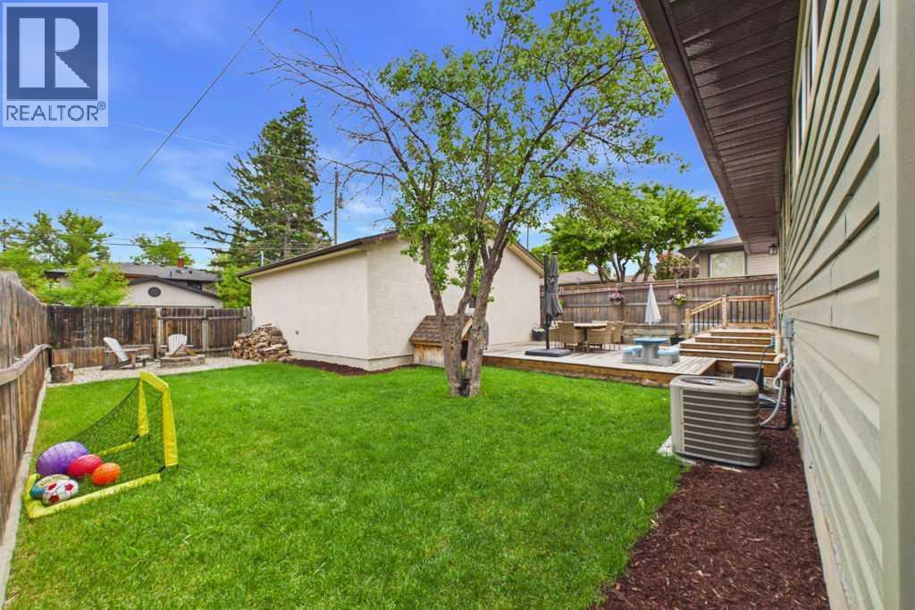 119 Ferncliff Crescent SE — photo 31
