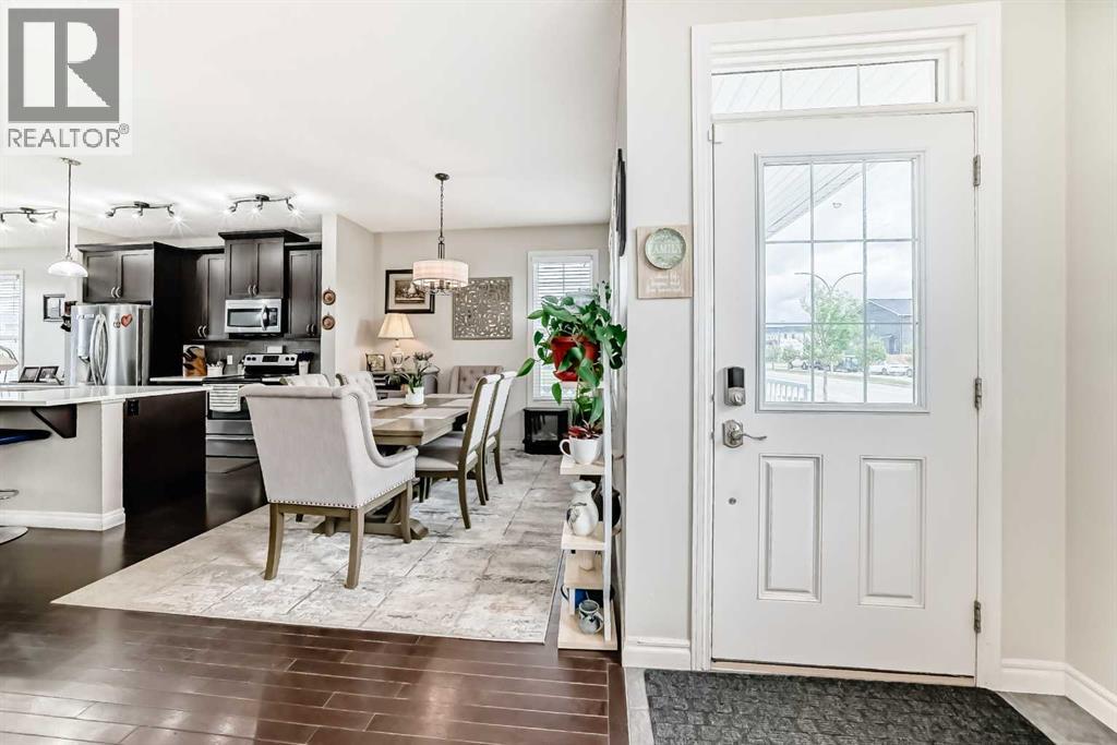 136 Redstone Avenue NE - photo 3