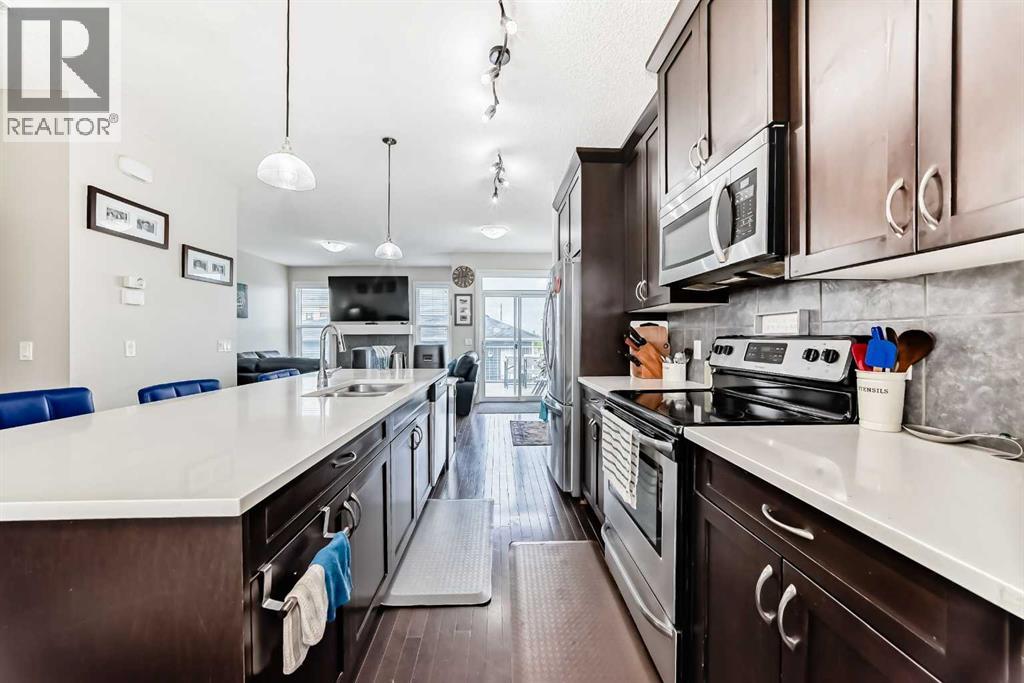 136 Redstone Avenue NE - photo 4