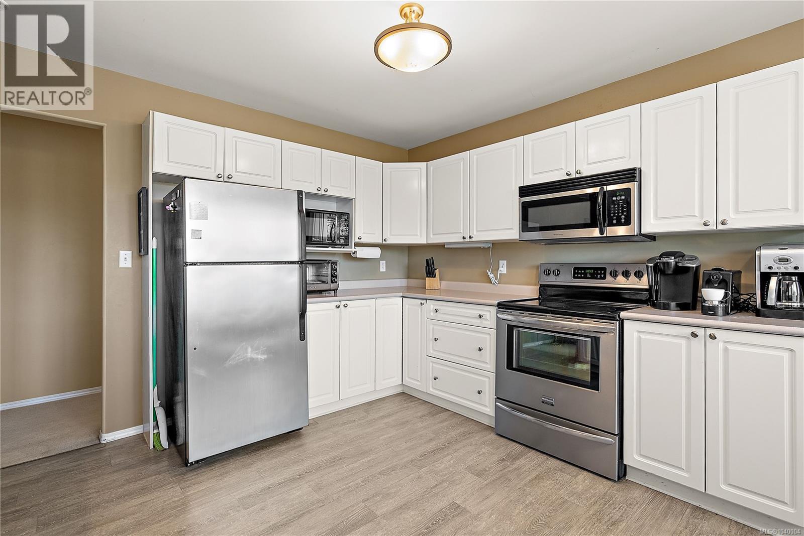 A 6599 Central Saanich Rd, Central Saanich