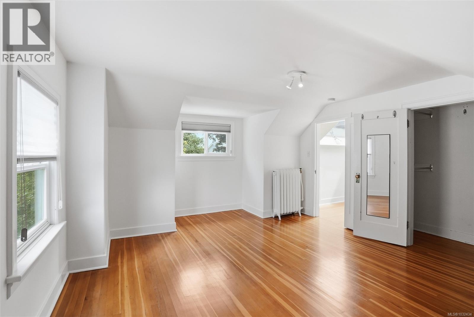 15 Linden Avenue, Victoria
