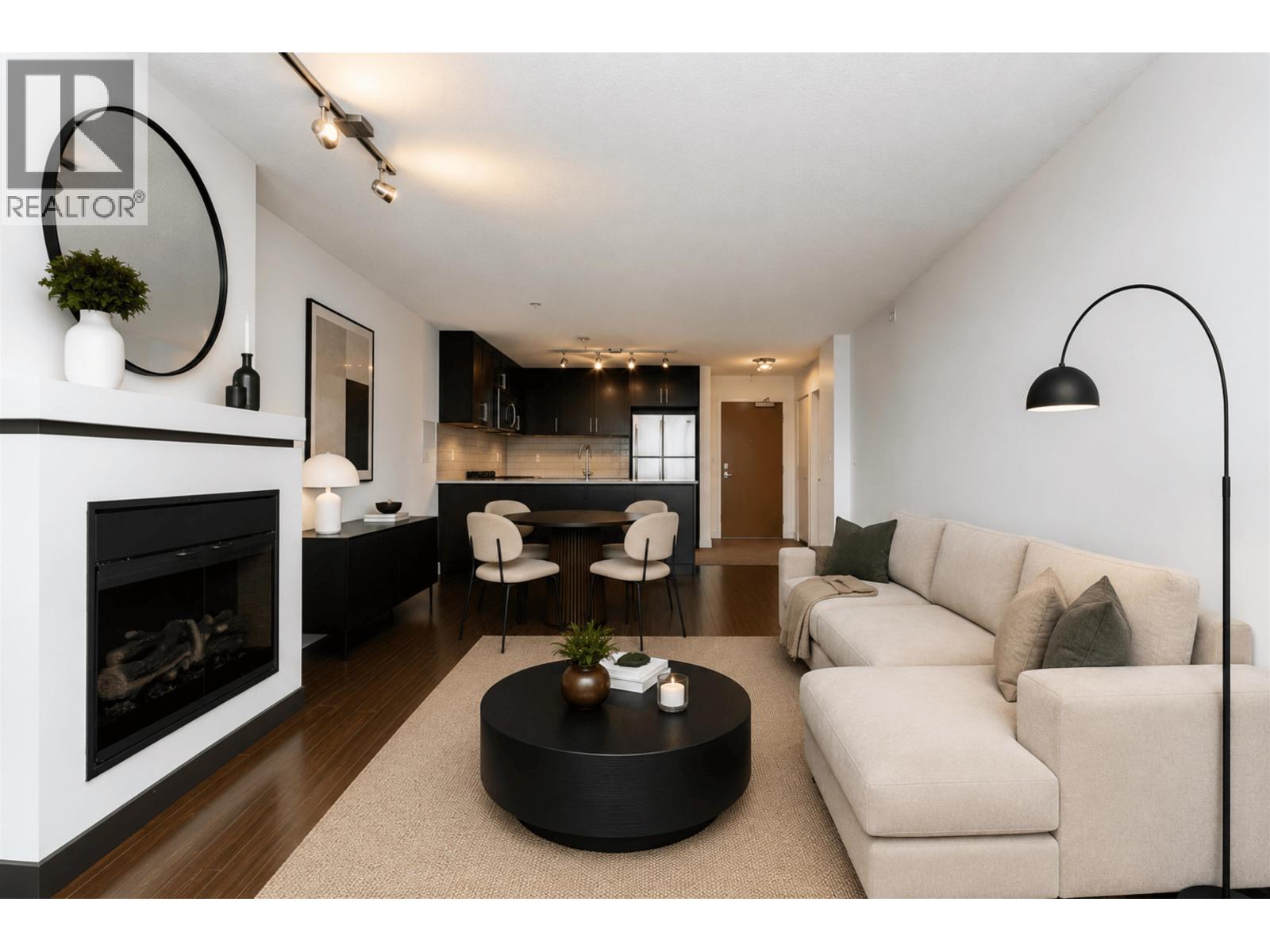 605 660 NOOTKA WAY — photo 3