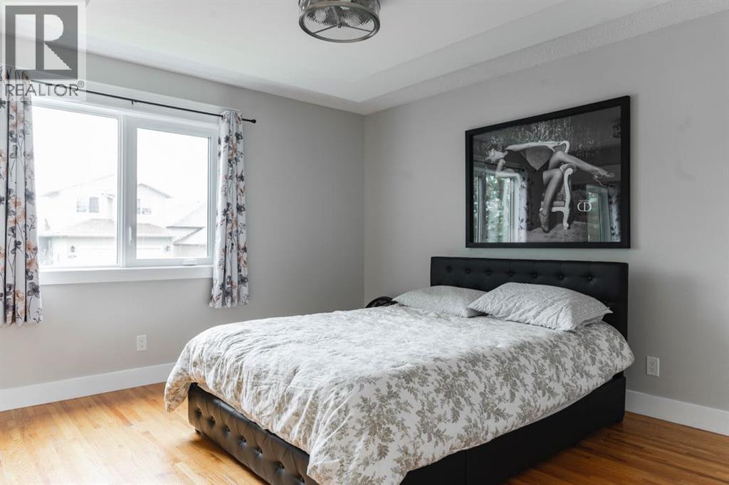 280 Diefenbaker Drive — photo 15