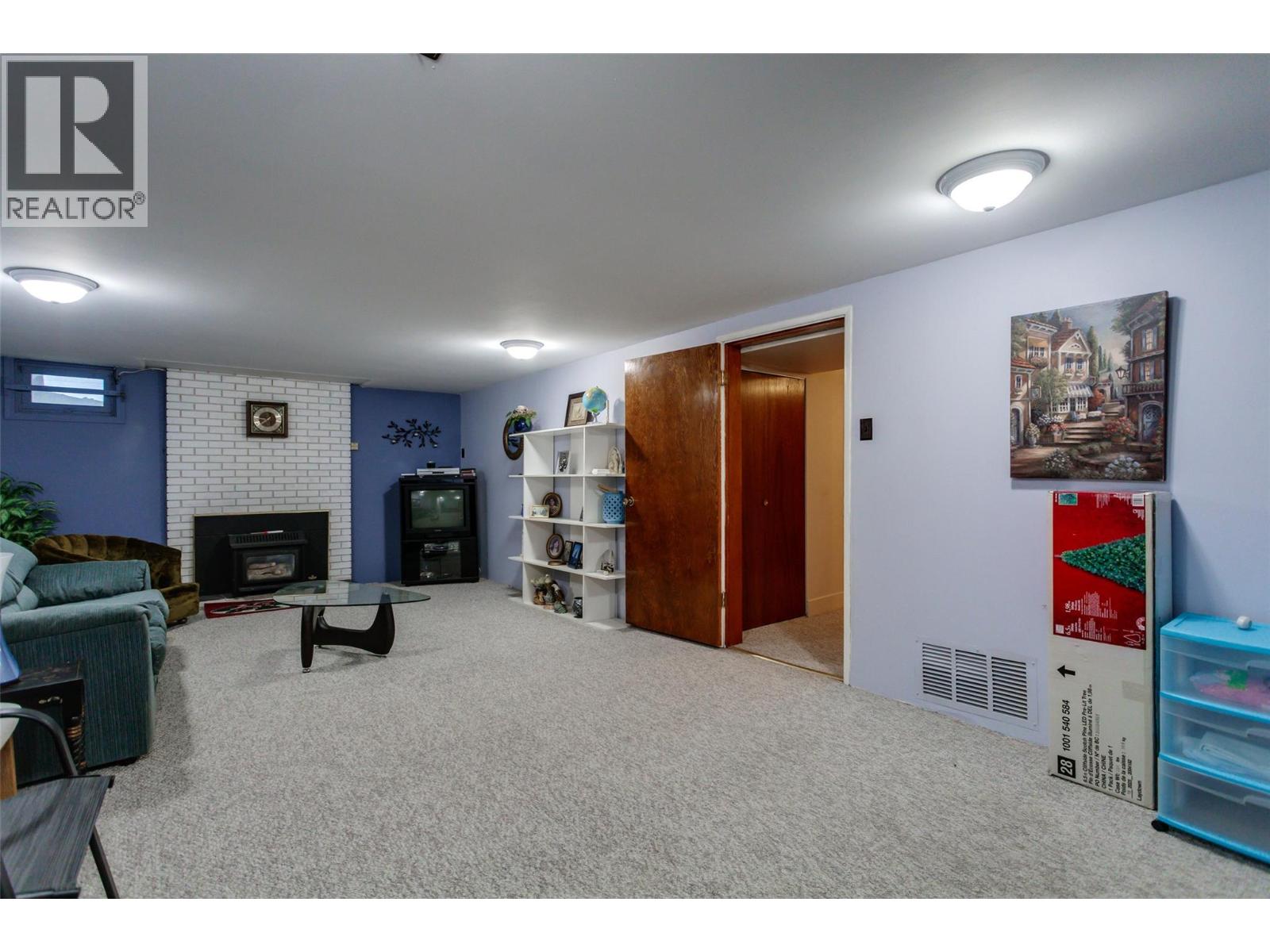  3607 39 Avenue, Vernon