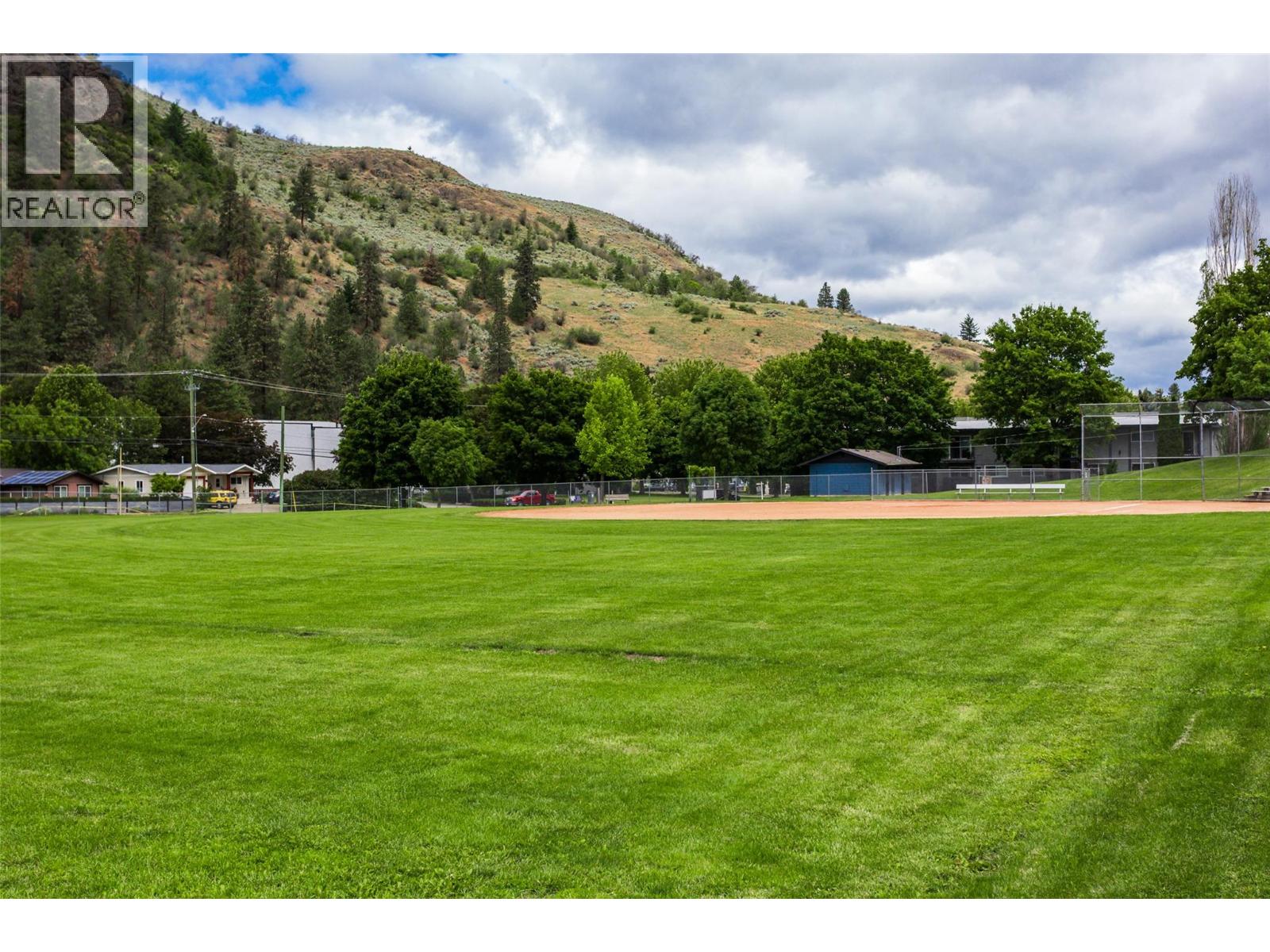  3607 39 Avenue, Vernon