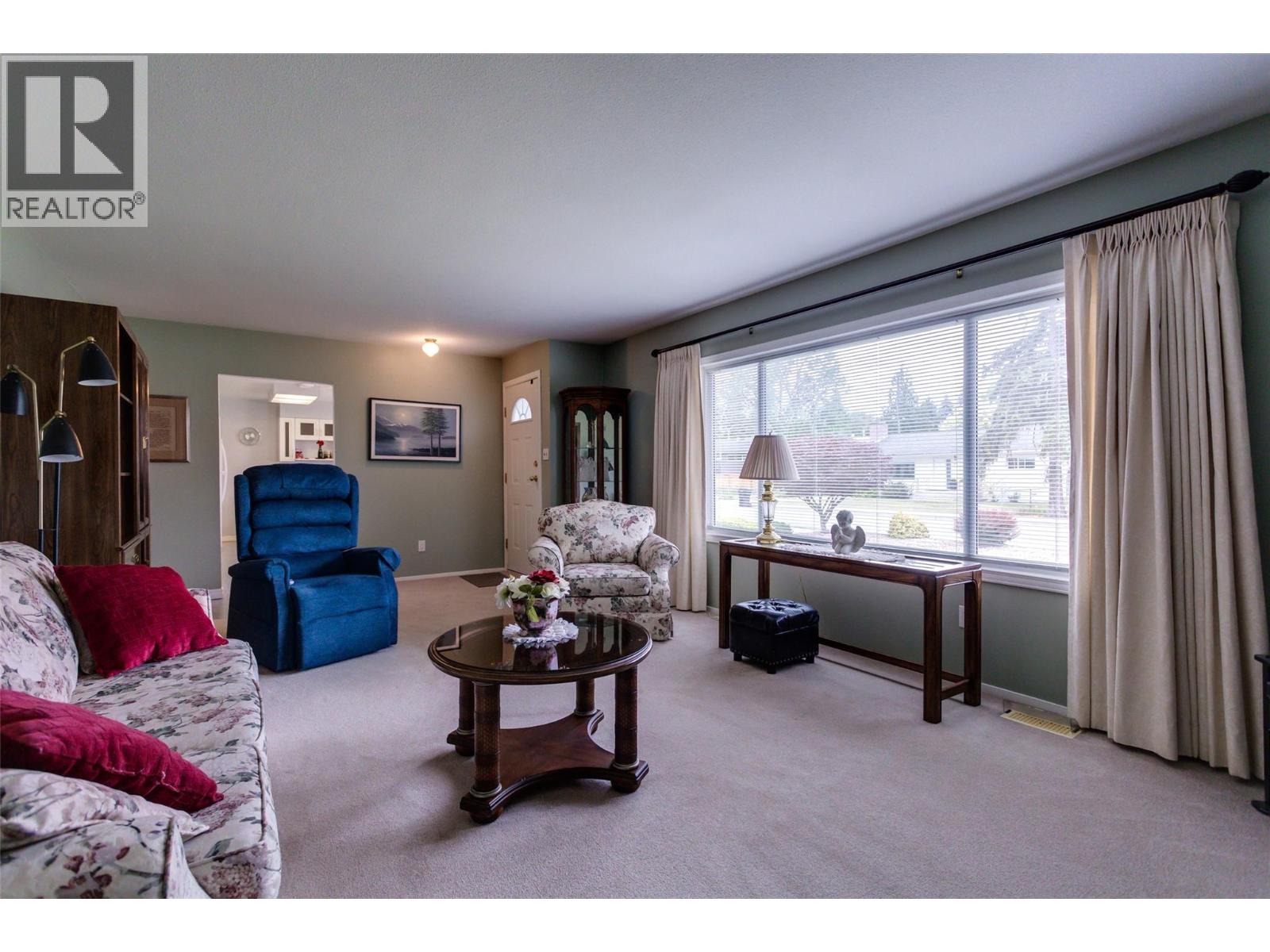  3607 39 Avenue, Vernon