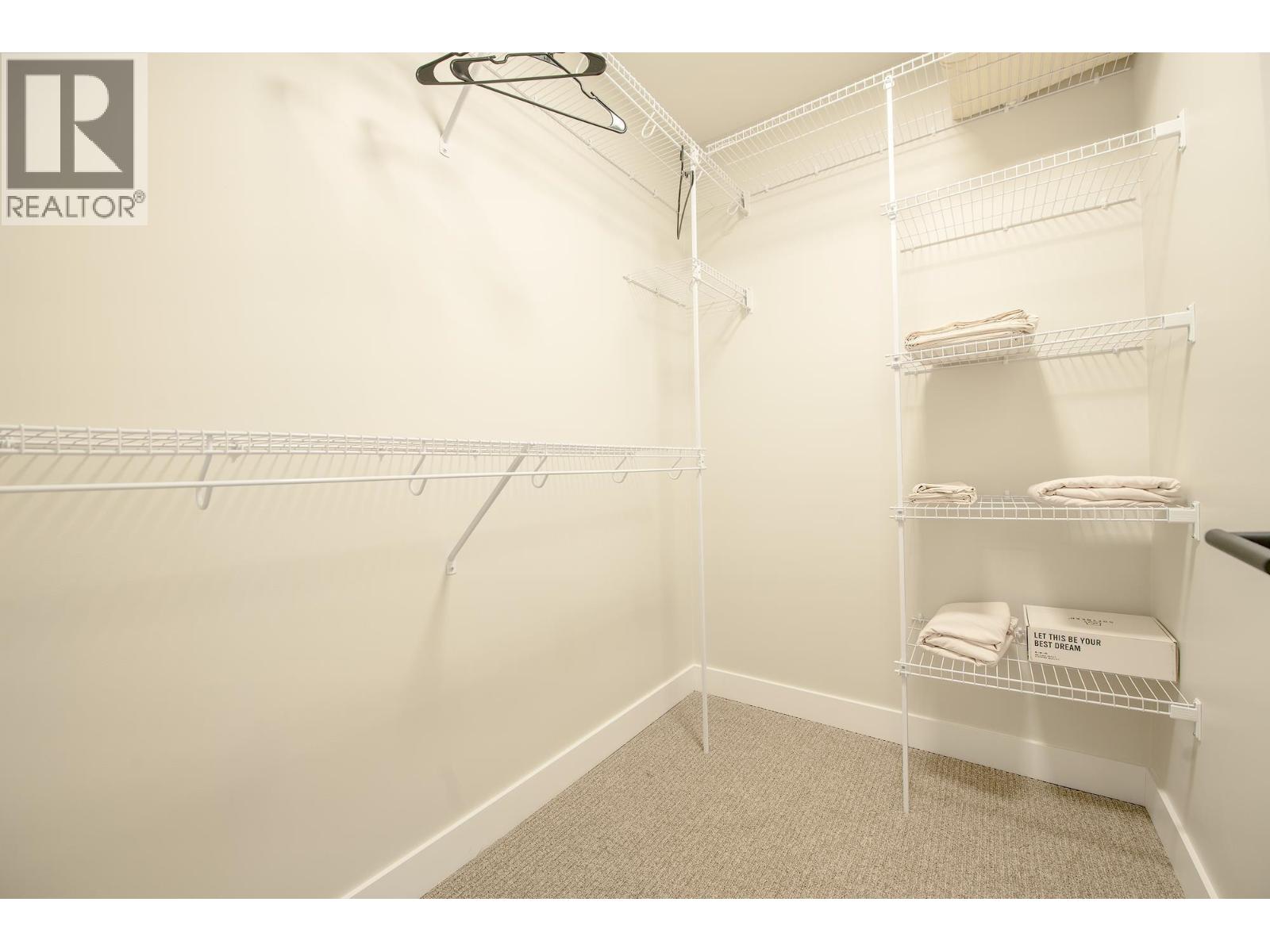 1040 CELIA CRESCENT, Gibsons