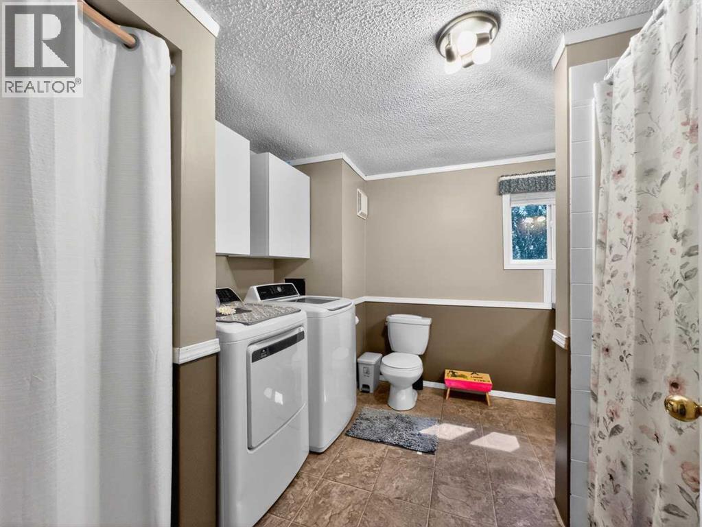 10717 102 Avenue — photo 11