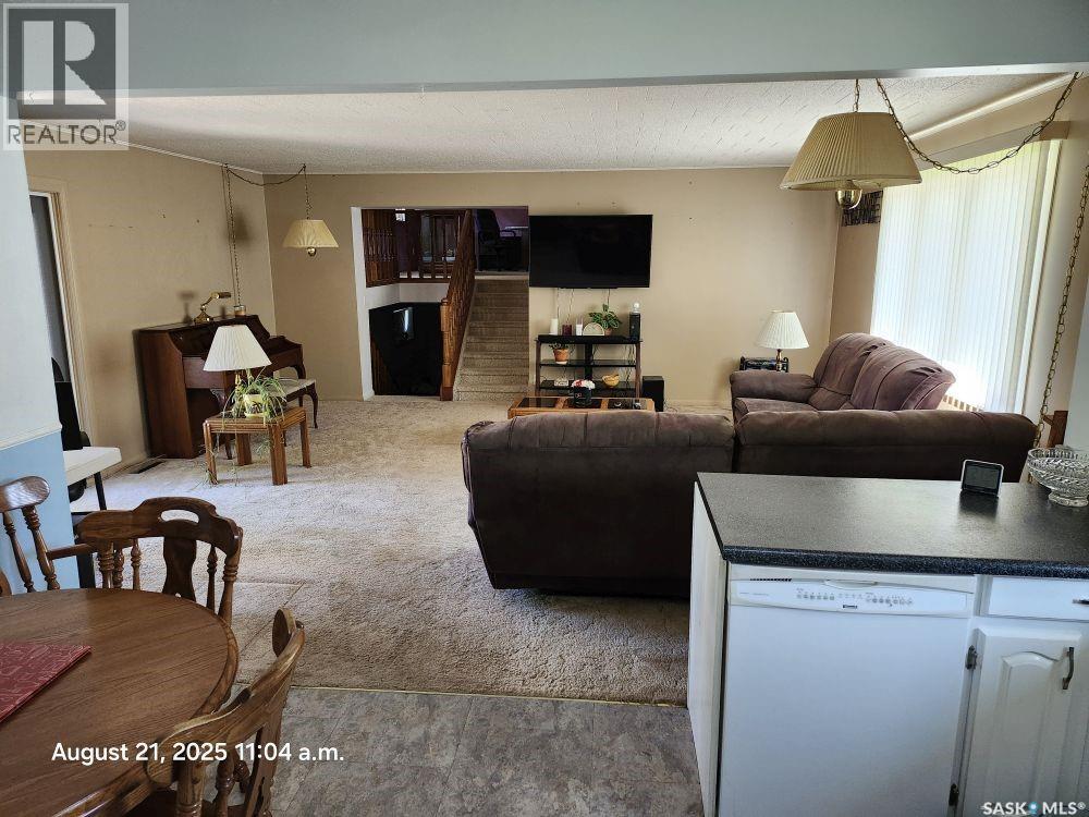 301 1 7th AVENUE W — photo 11
