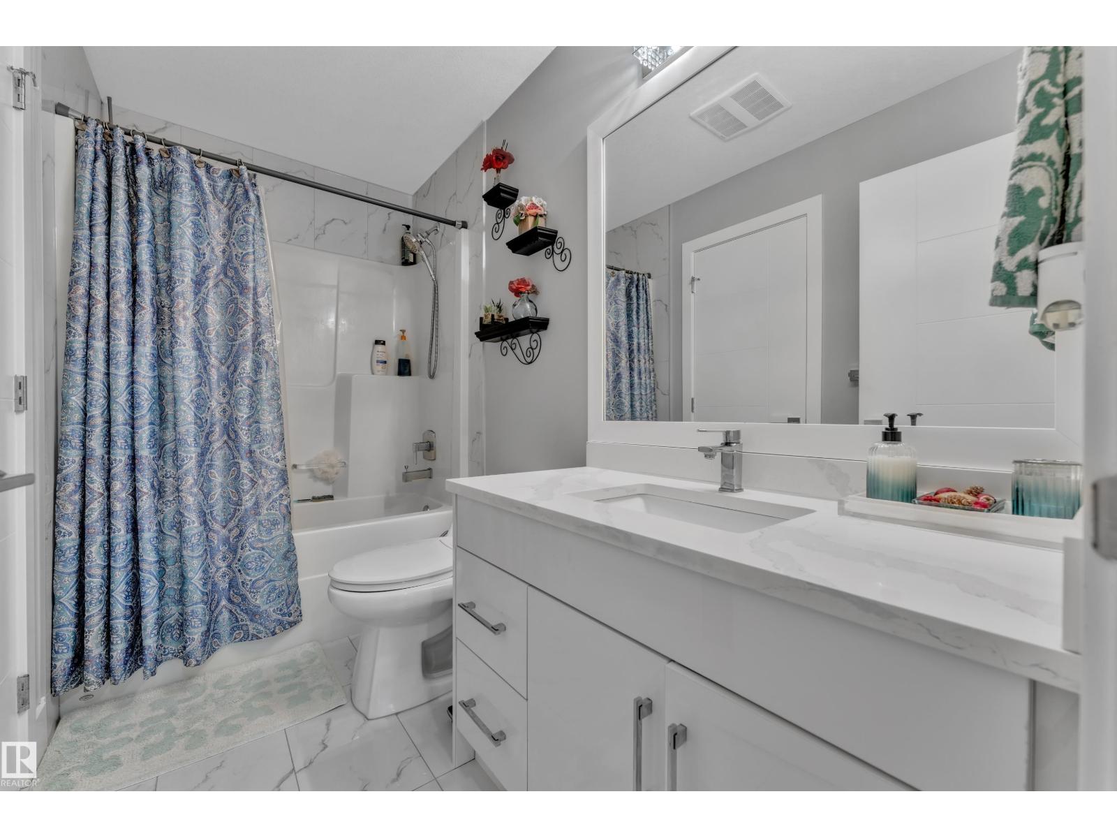 2419 15 AV NW — photo 28