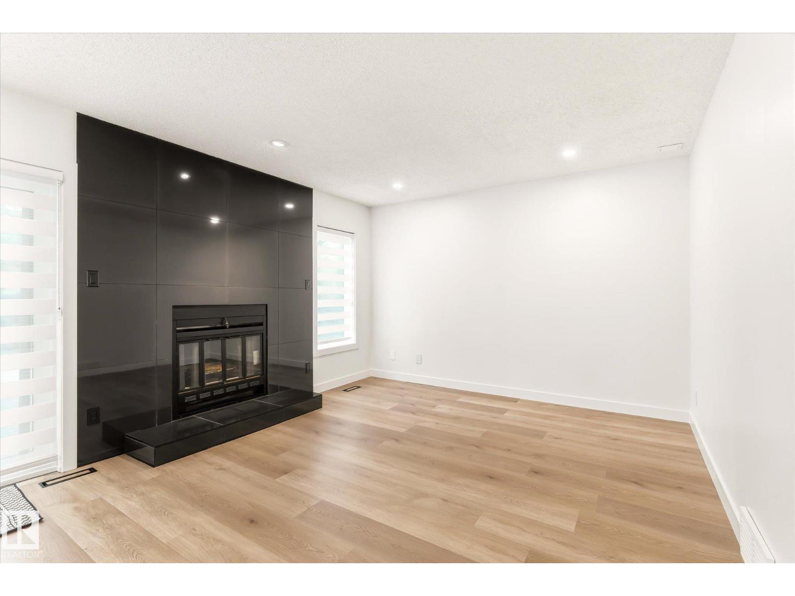 5716 175 ST NW — photo 13