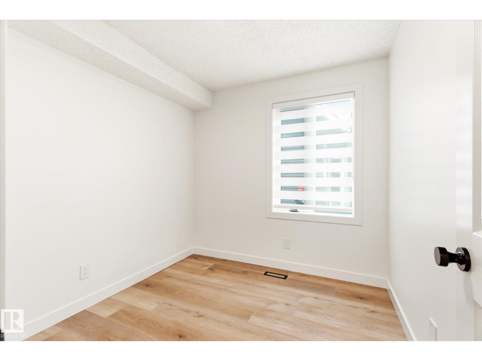 5716 175 ST NW — photo 16