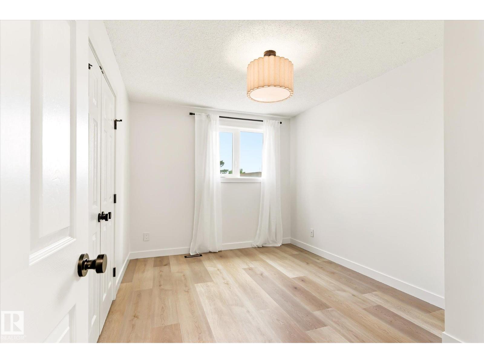 5716 175 ST NW — photo 25