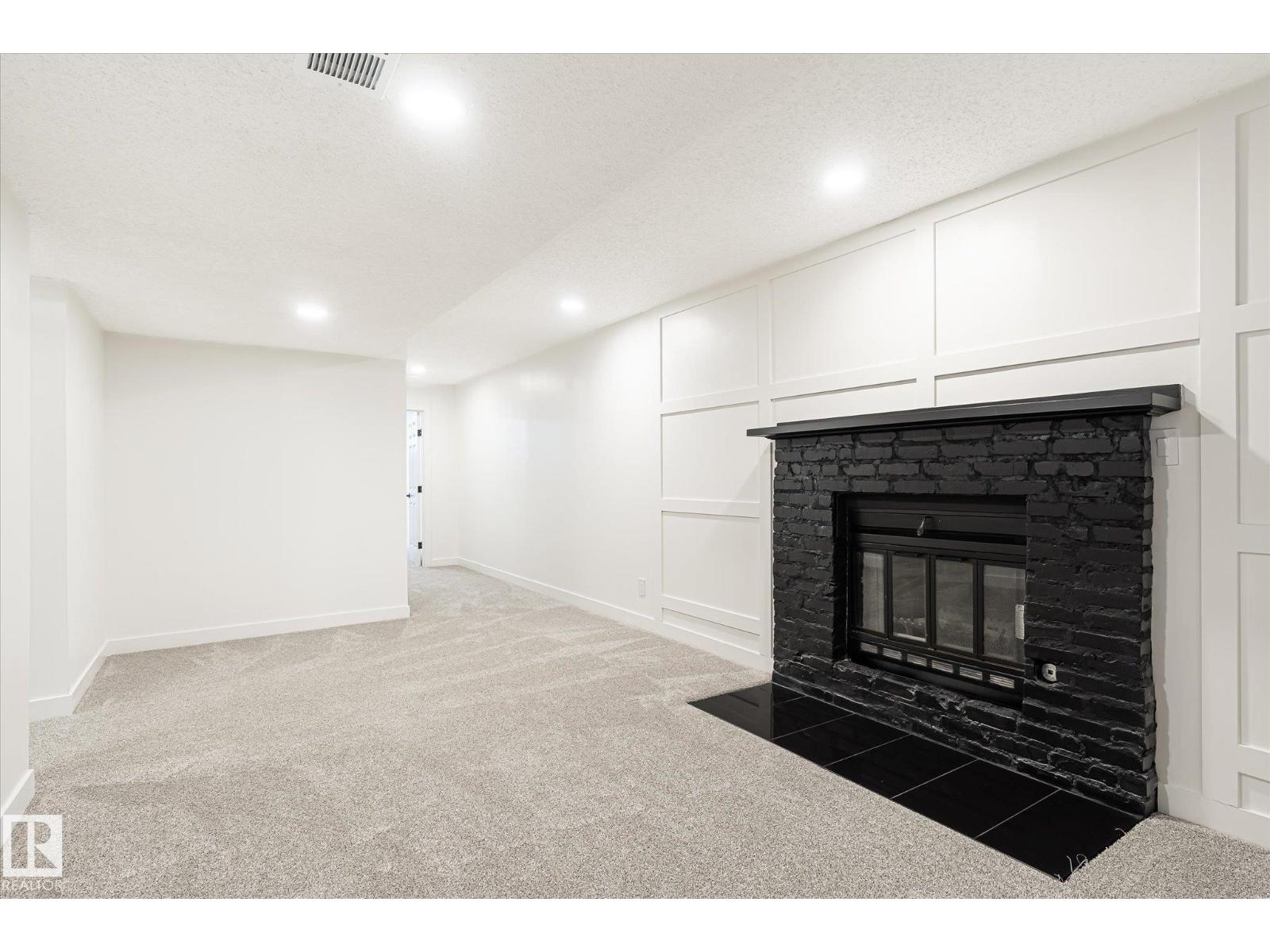 5716 175 ST NW — photo 28