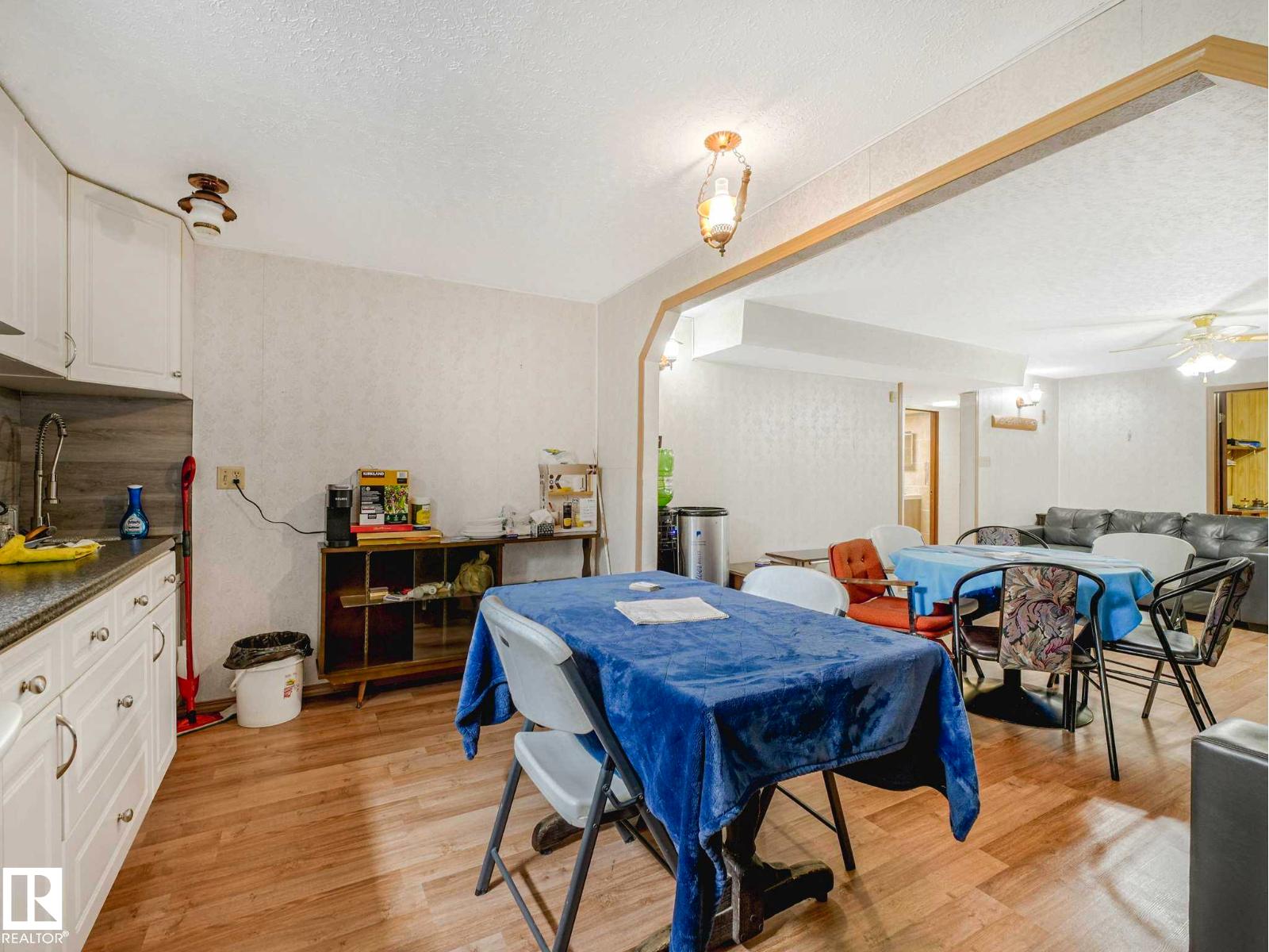 9528 151 AV NW - 46