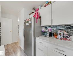 9528 151 Av Nw, Edmonton, AB T5E2R3 Photo 22