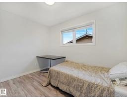 9528 151 Av Nw, Edmonton, AB T5E2R3 Photo 32