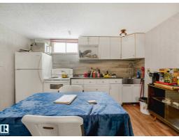 9528 151 Av Nw, Edmonton, AB T5E2R3 Photo 43
