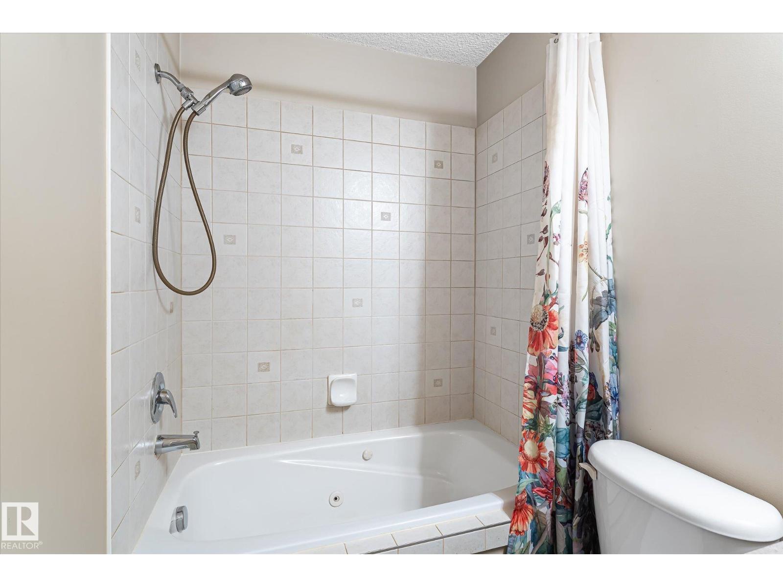 #37 4020 21 ST NW - 29