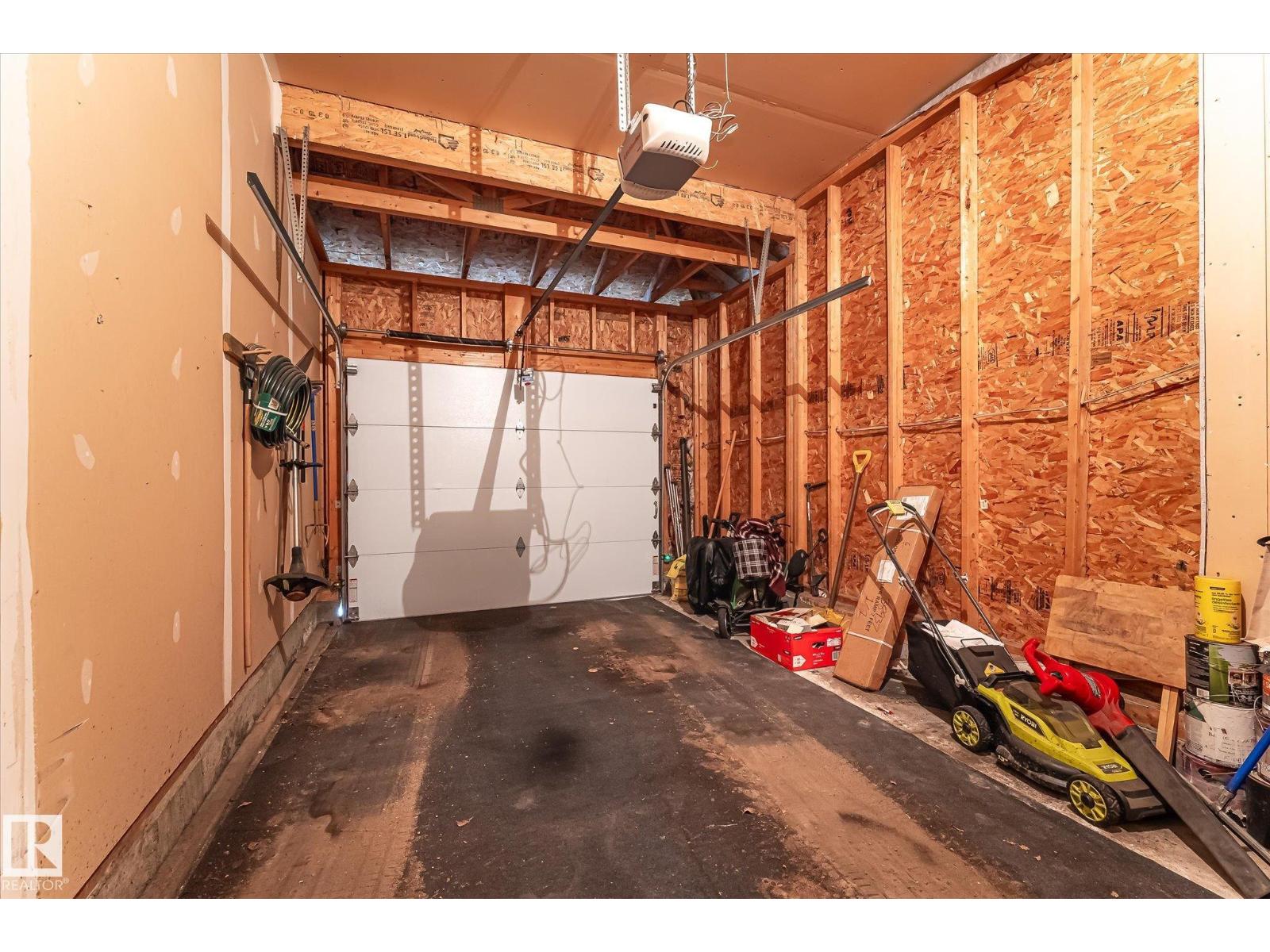 #37 4020 21 ST NW - 31