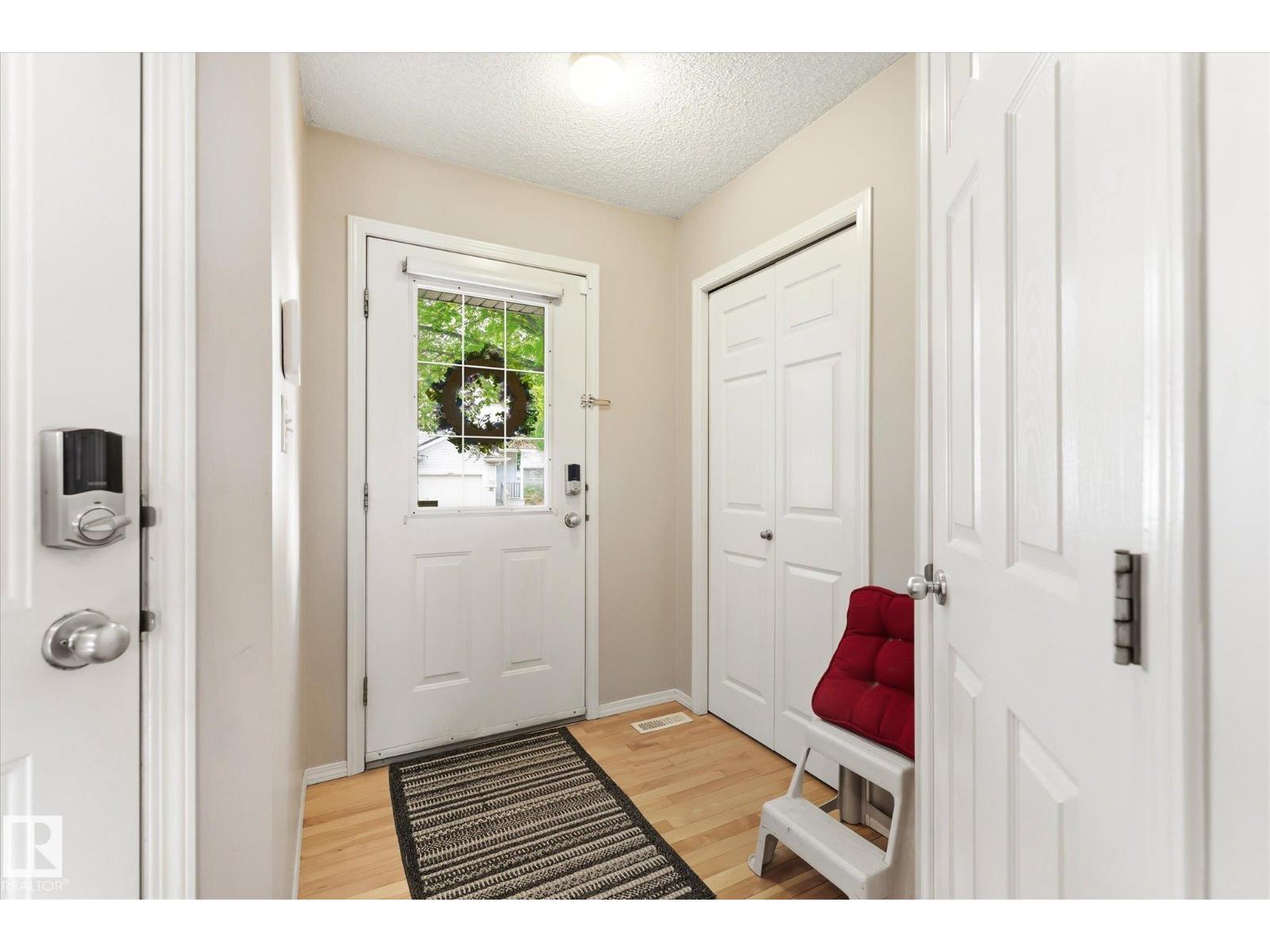 #37 4020 21 ST NW - 4