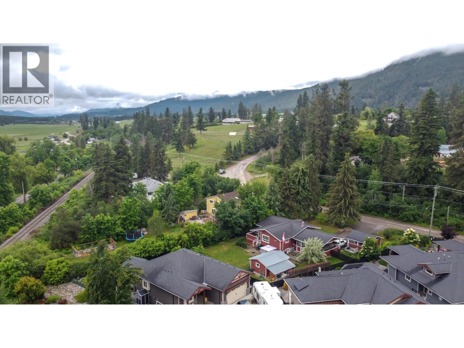 3230 Fraser Road - 82