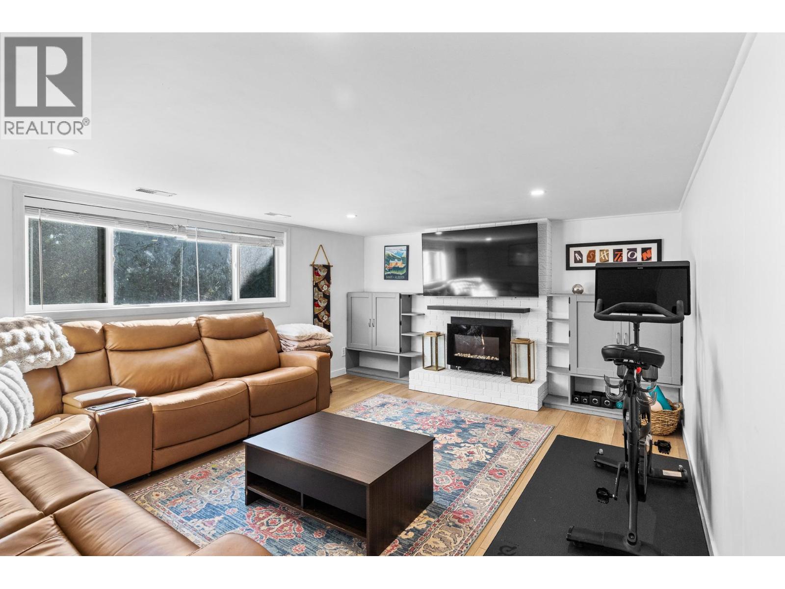  2954 Sandstone Drive, West Kelowna