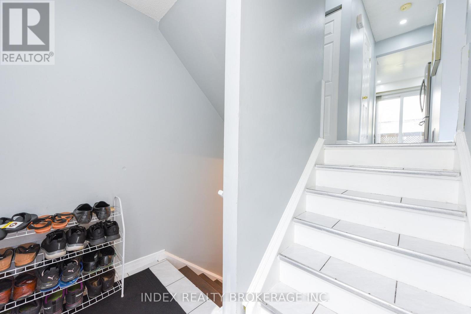 #50 7475 GOREWAY DRIVE - 10