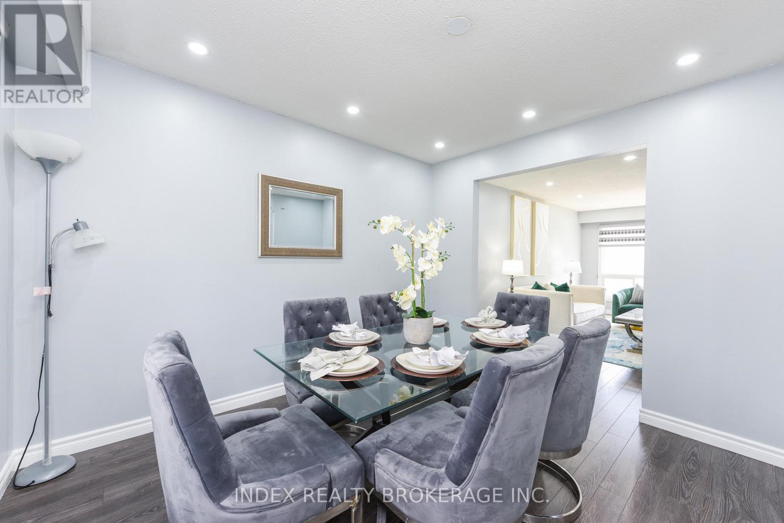 #50 7475 GOREWAY DRIVE - 18