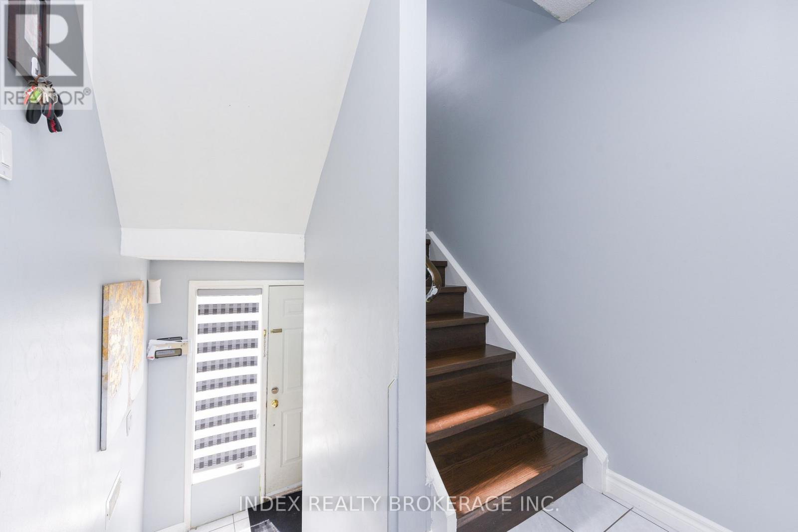 #50 7475 GOREWAY DRIVE - 26