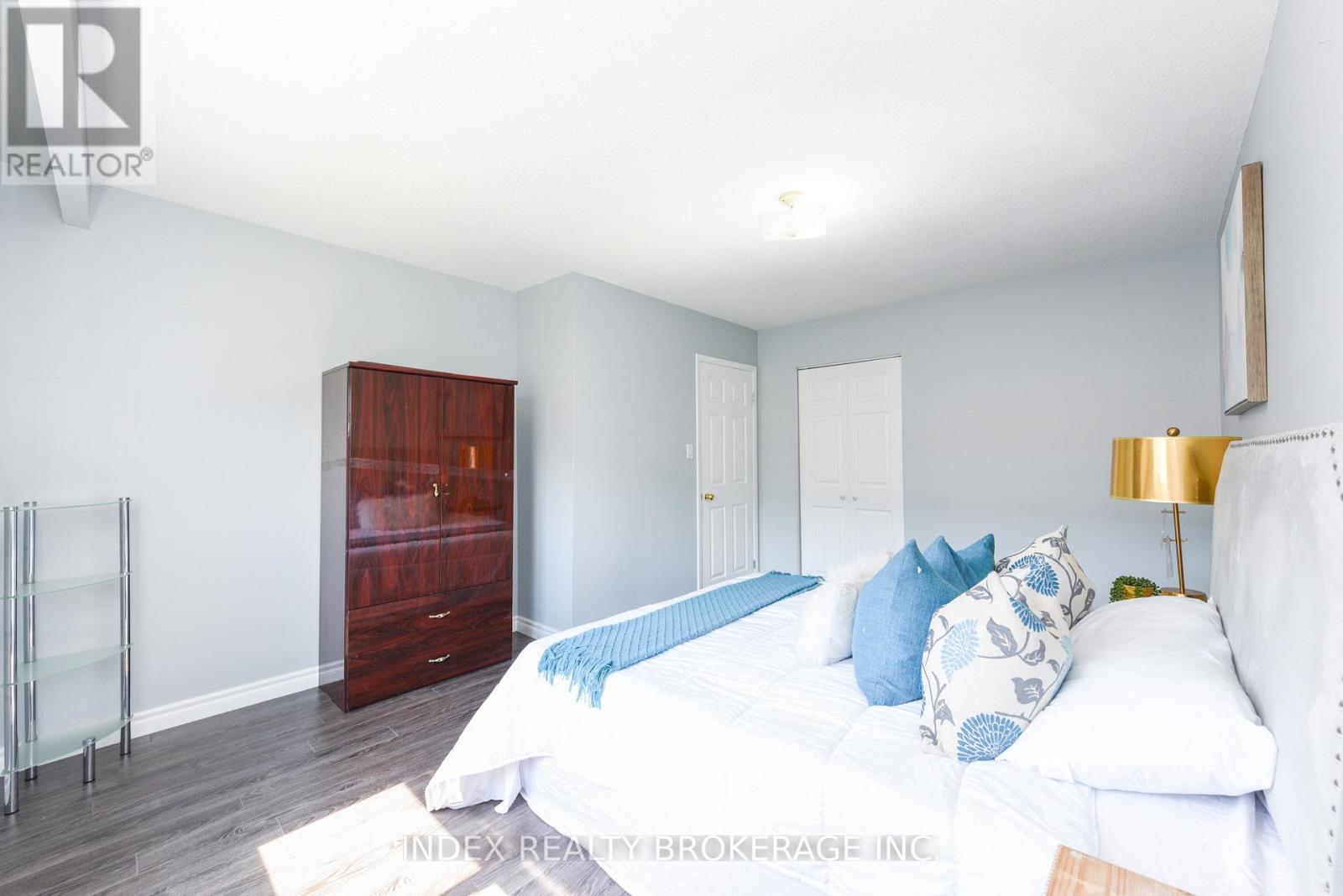 #50 7475 GOREWAY DRIVE - 29