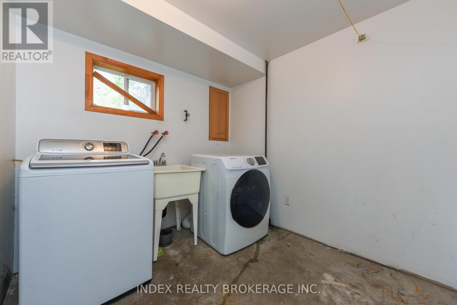 #50 7475 GOREWAY DRIVE - 42