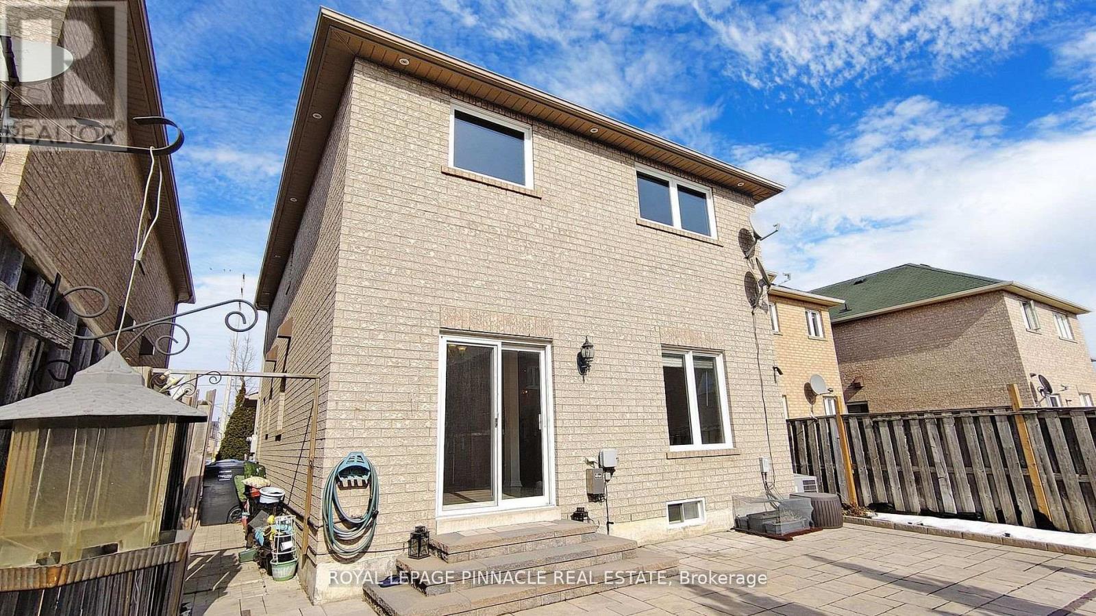 7254 DIME CRESCENT - 42