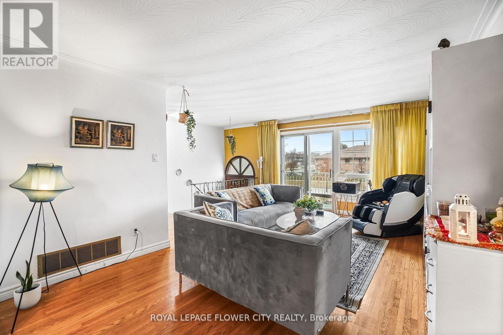 167 SHOREHAM DRIVE - 21