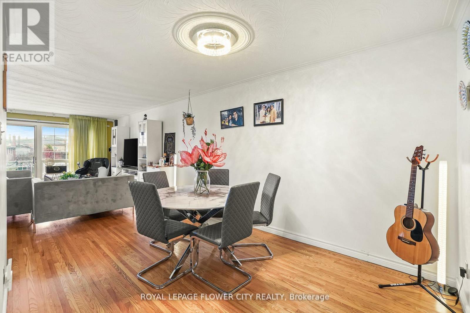 167 SHOREHAM DRIVE - 24