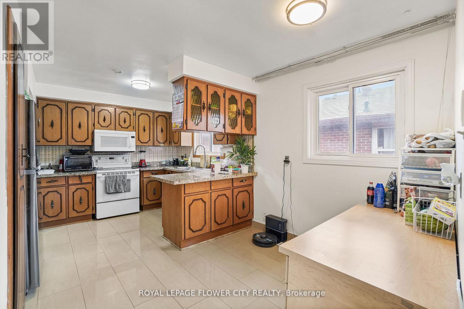 167 SHOREHAM DRIVE - 26