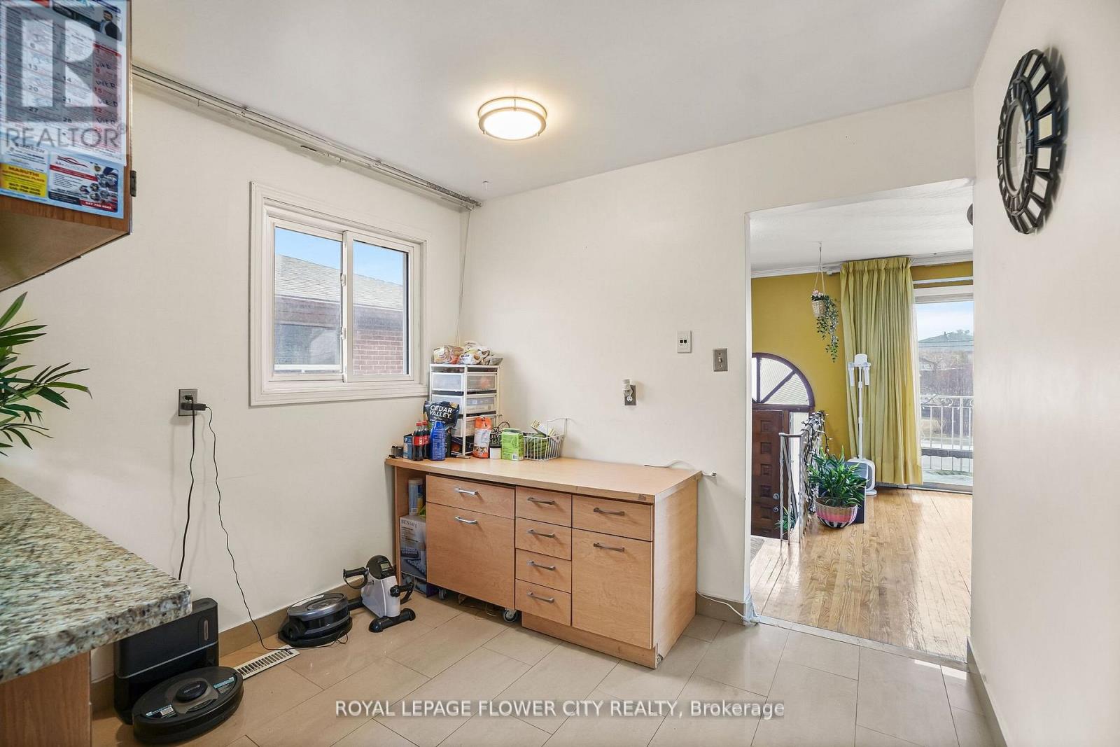 167 SHOREHAM DRIVE - 27