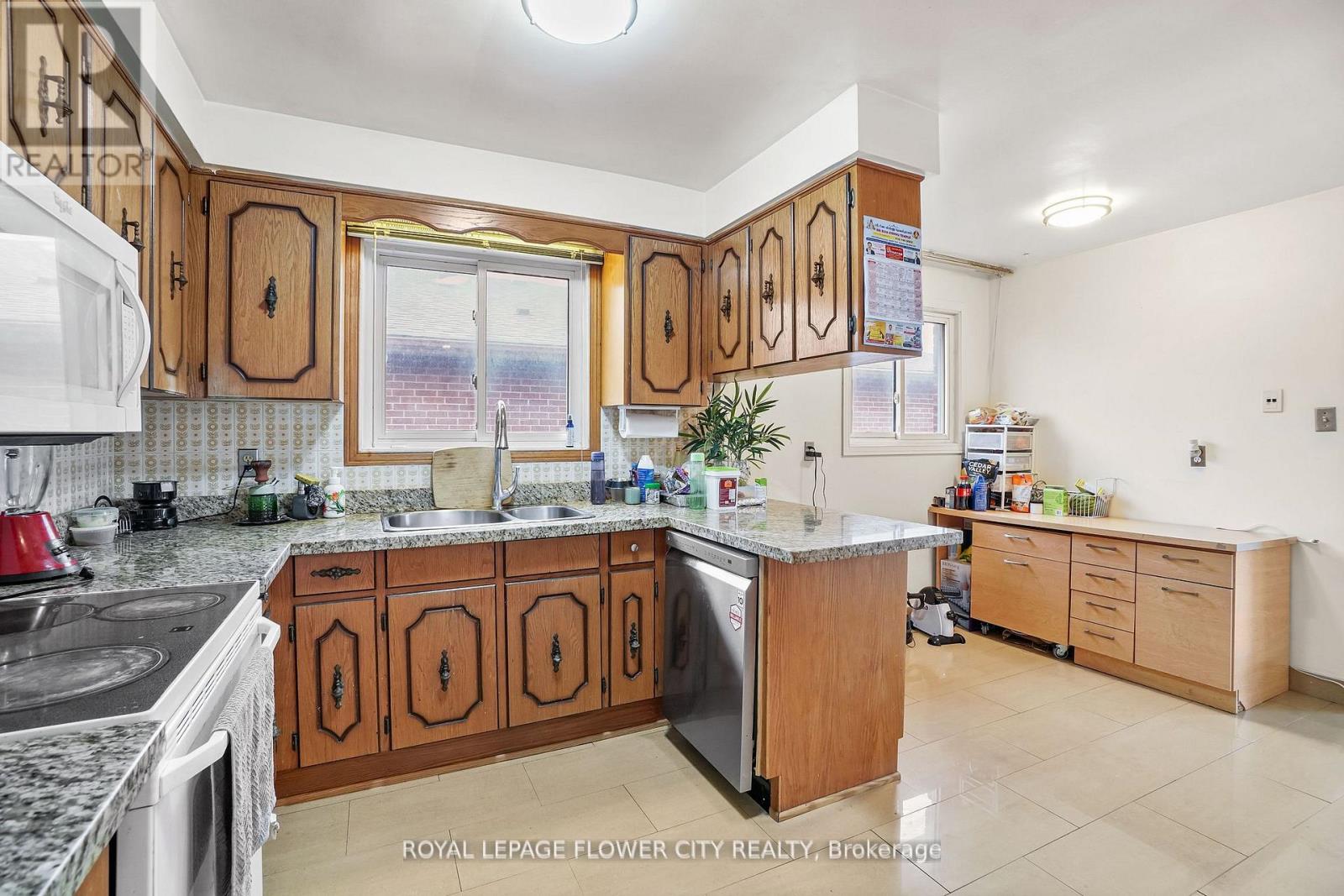 167 SHOREHAM DRIVE - 30
