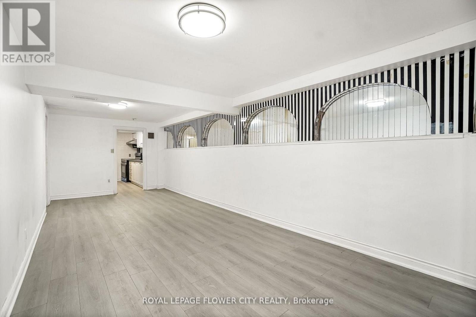167 SHOREHAM DRIVE - 40
