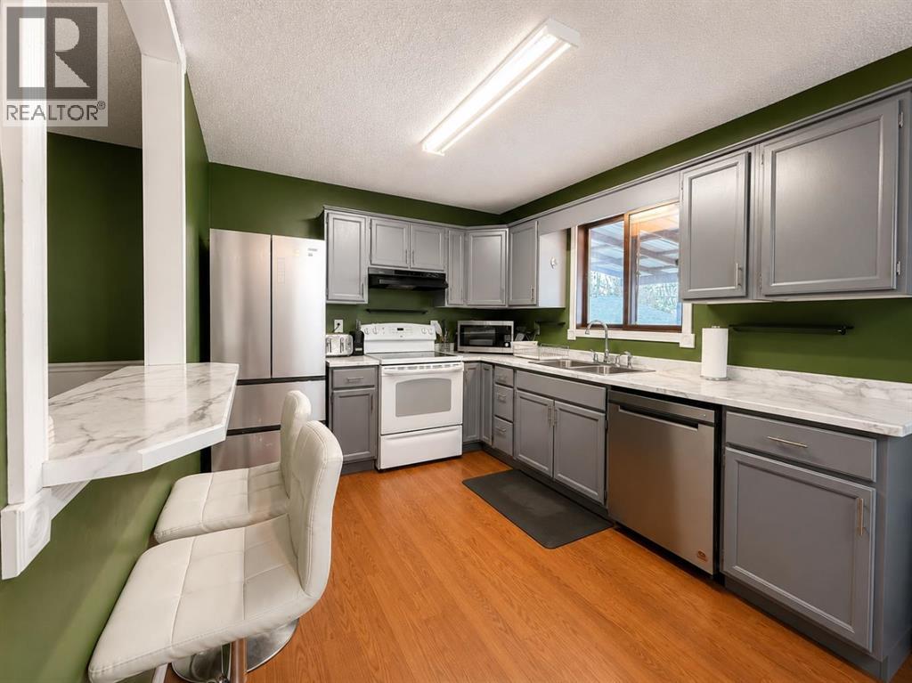 816 15 Street — photo 6