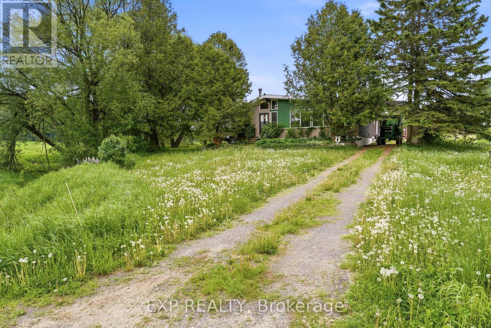 1524 HEKKLA ROAD - 3