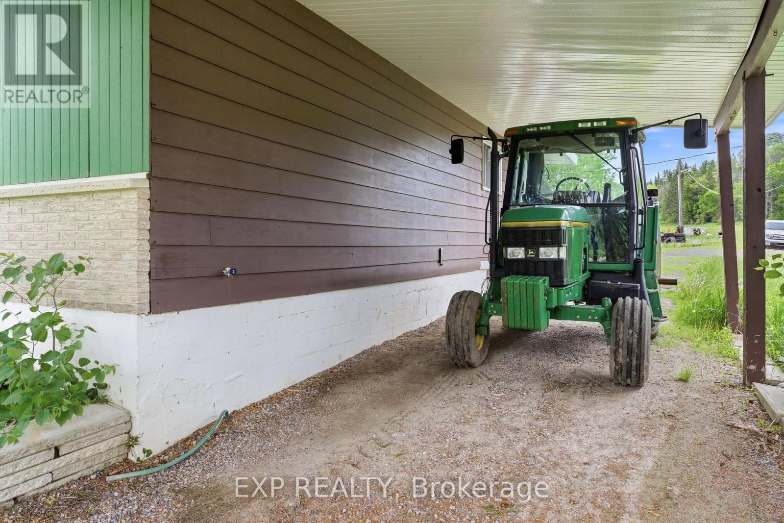 1524 HEKKLA ROAD - 5