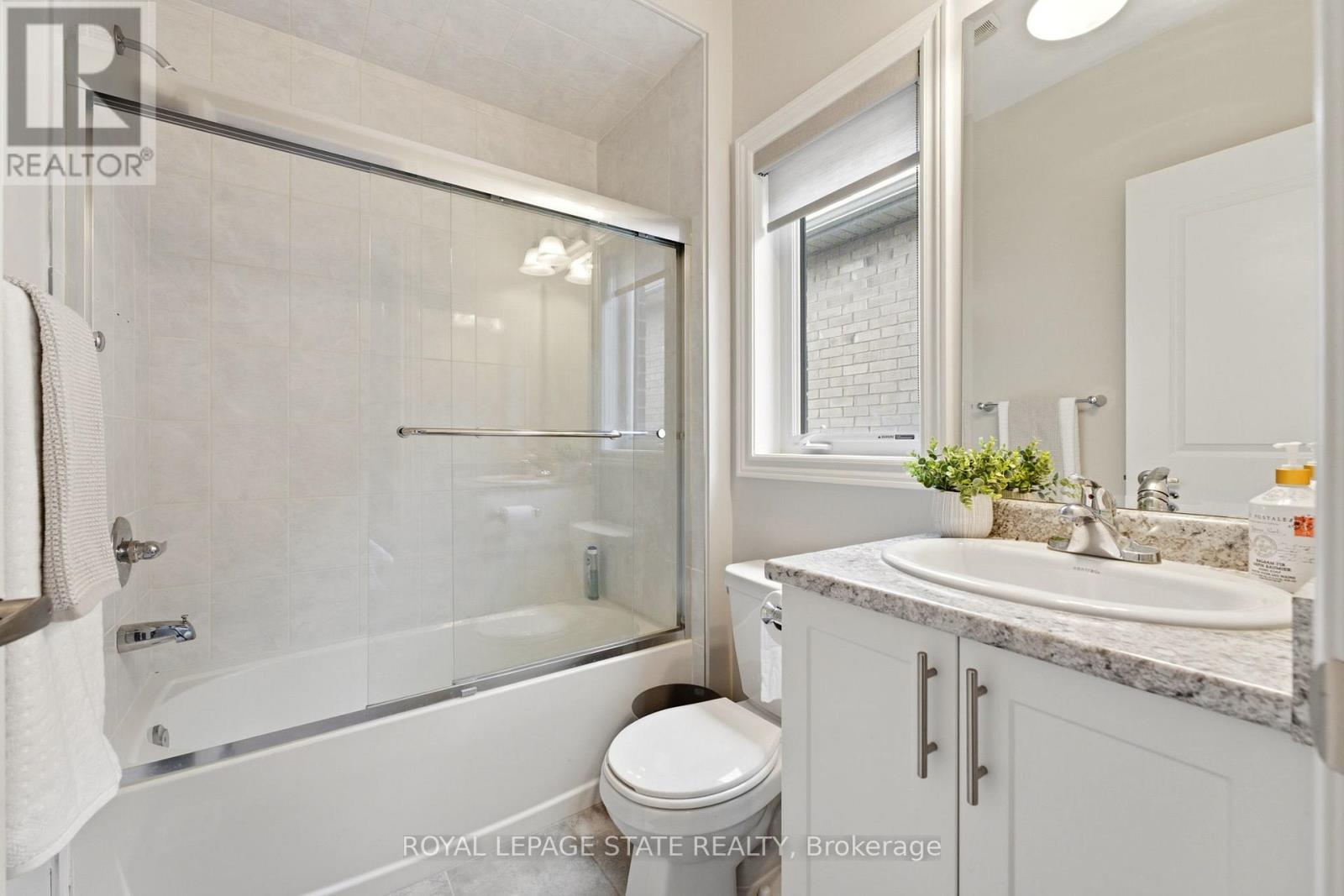 11 MORRISON DRIVE - 21