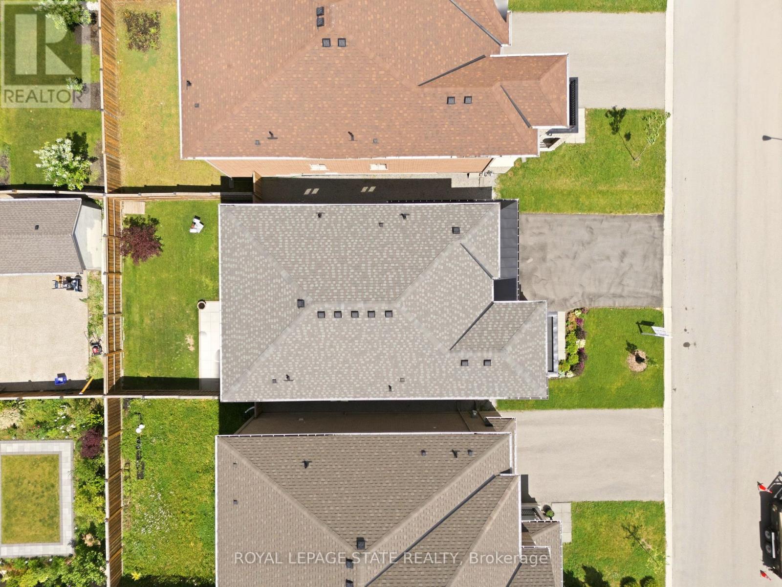 11 MORRISON DRIVE - 30