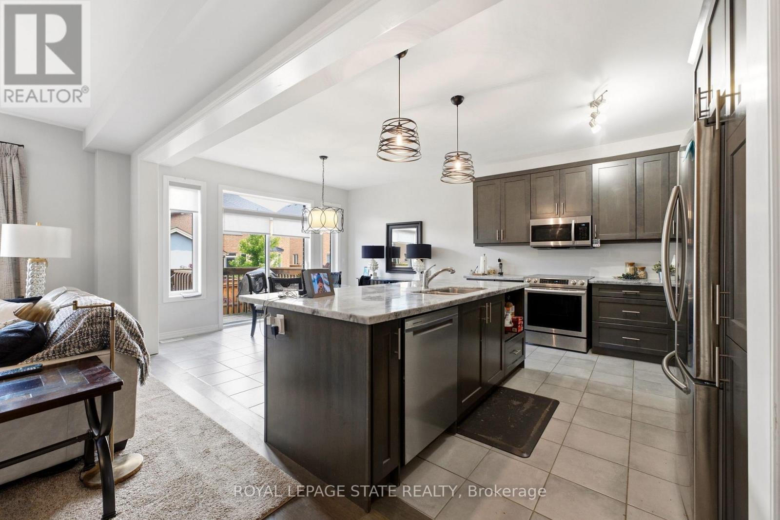 11 MORRISON DRIVE - 7