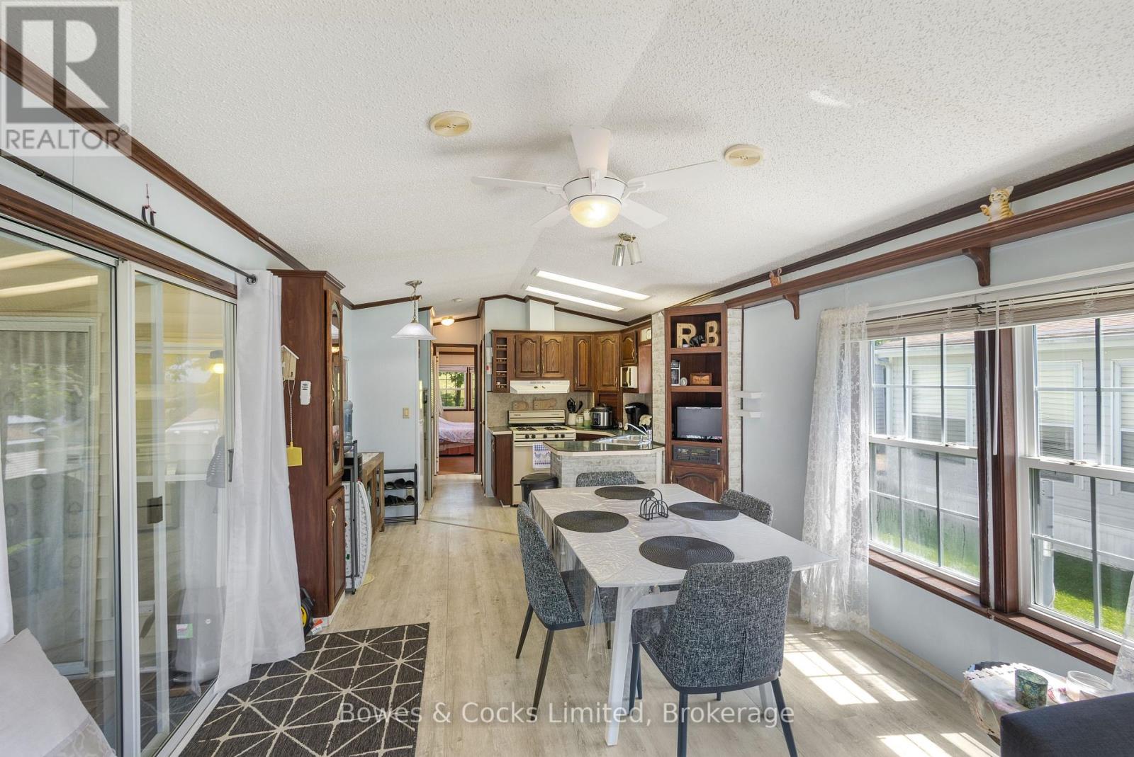 13 TRILLIUM DRIVE - 10